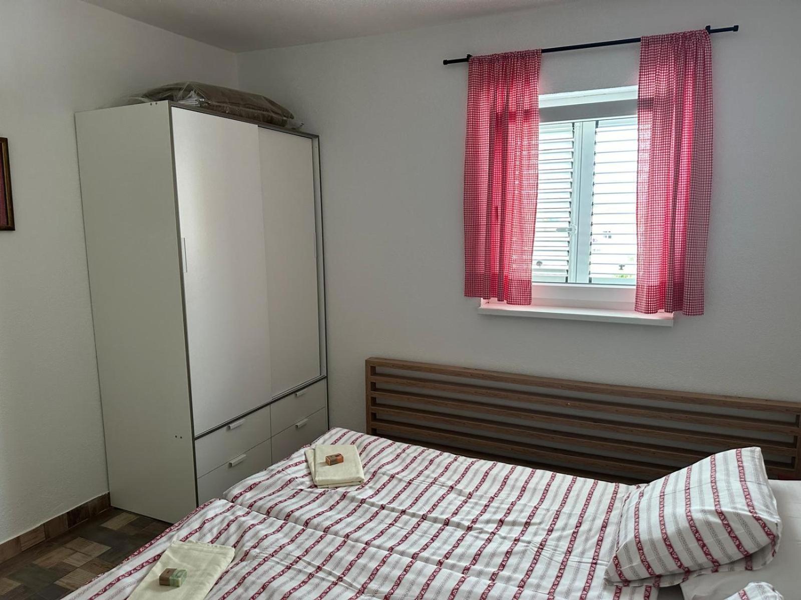 Apartments "Laci" Krk Town Esterno foto